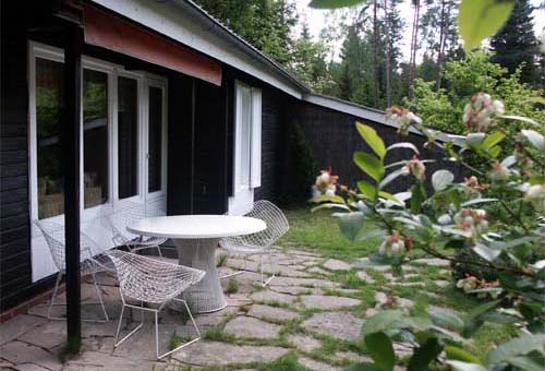 ... mit Natursteinboden